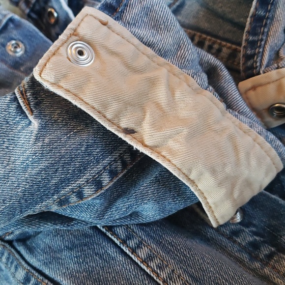 Gap jean jacket - Picture 5 of 5